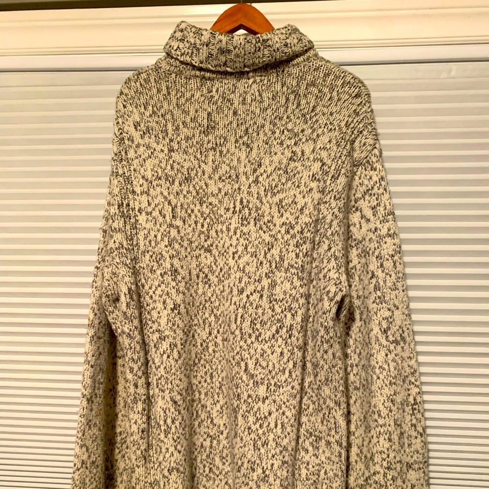 BC Clothing. Knit turtle neck. Super warm.